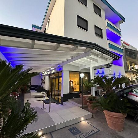 Hotel Clinton Казорія Екстер'єр фото